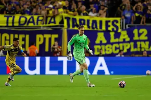 نوير: بايرن ميونخ من أبرز المرشحين للتتويج بالمونديال.. وجمهور بوكا كان صاخبًا